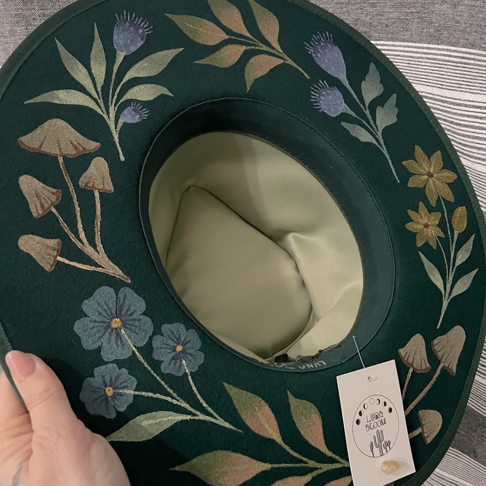 Luna Bloom Meadow Hat